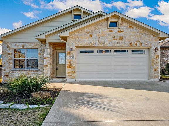 3rd image of 1708 Cherrywood Dr