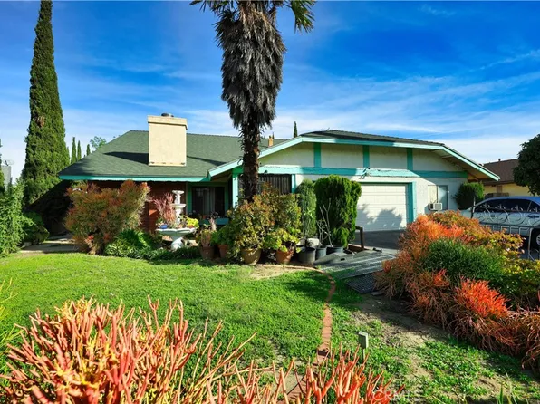 15243 Knapp St, North Hills, CA 91343