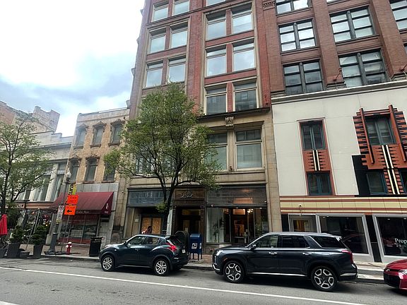 5th image of 909 Penn Ave #C5ee70c94