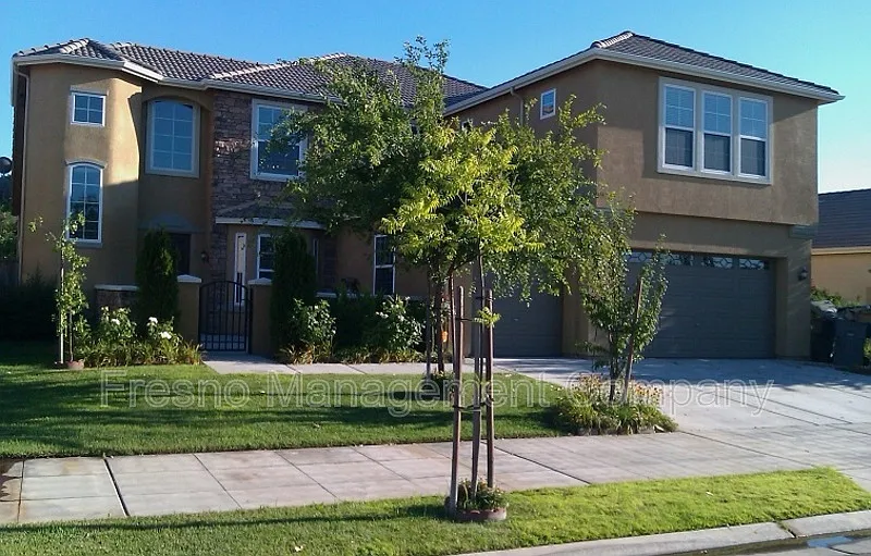 3370 Alamos Ave photo 1