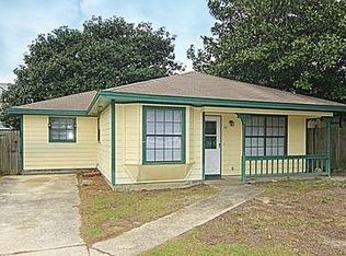 79 Josie Rd, Mary Esther, FL 32569