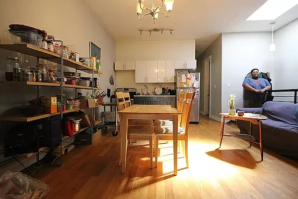 Rented by Yup Realty LLC | media 18