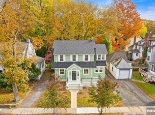 401 Conrad Rd, Englewood, NJ 07631