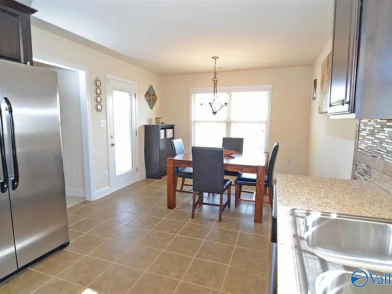 206 Fields Pond Dr — Photo 7