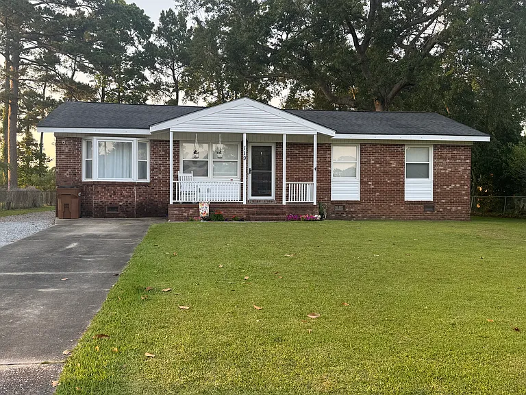 119 Sheffield Rd — Photo 1