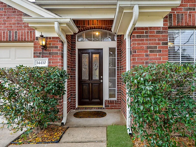 14410 Pelican Marsh Dr — Photo 4