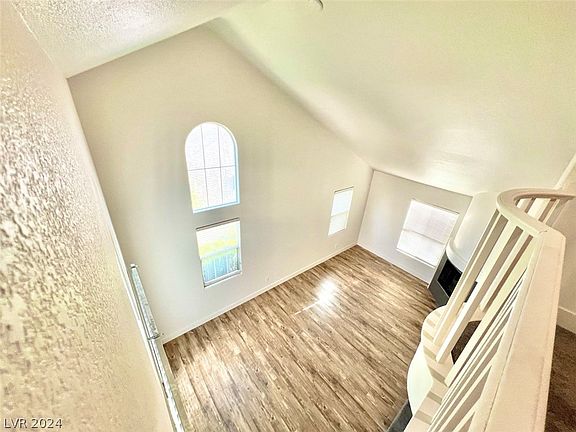 4th image of 2158 Cast Pebble Dr