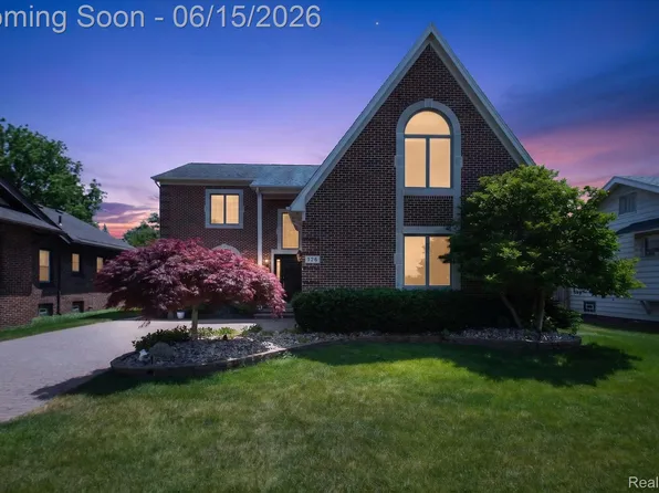 126 Baldwin Ave, Royal Oak, MI 48067