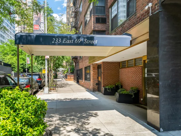 233 East 69th Street