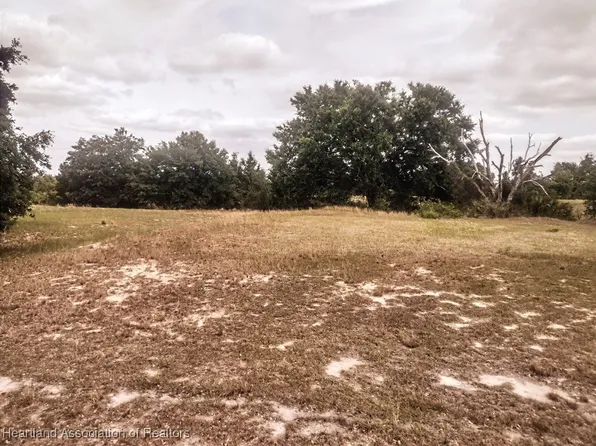 1313 Blue Heron Dr, Sebring, FL 33876