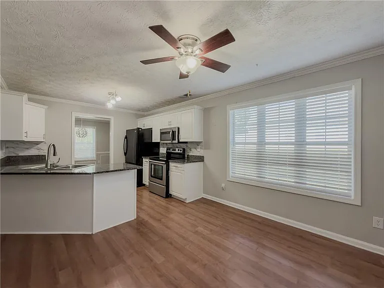 593 Red Tip Ln — Photo 37