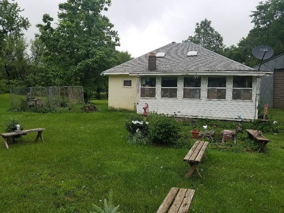2nd image of 1636 Erie Dr