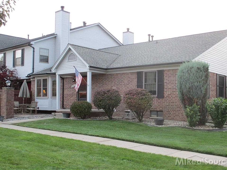 1st image of 34745 E Wilma Ct