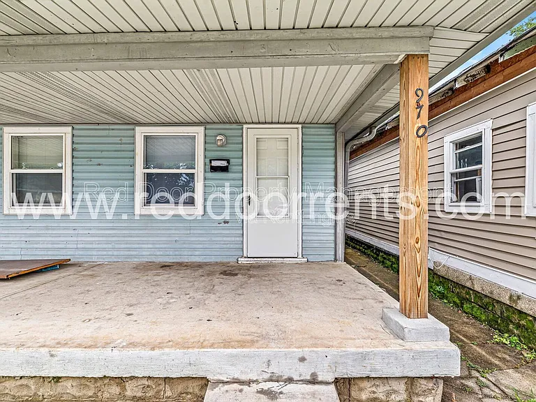 970 Edgemont Ave — Photo 4