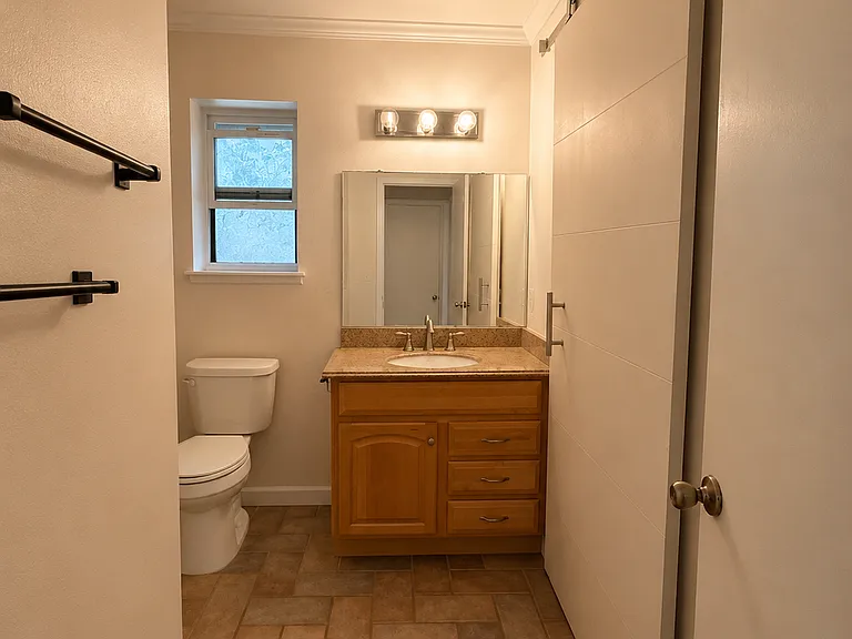 610 Gilbert Ave #28 — Photo 8