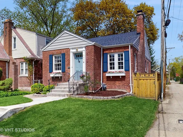 1114 Schneider Ave, Oak Park, IL 60302