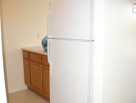5th image of 621 Vandalia Ave #1
