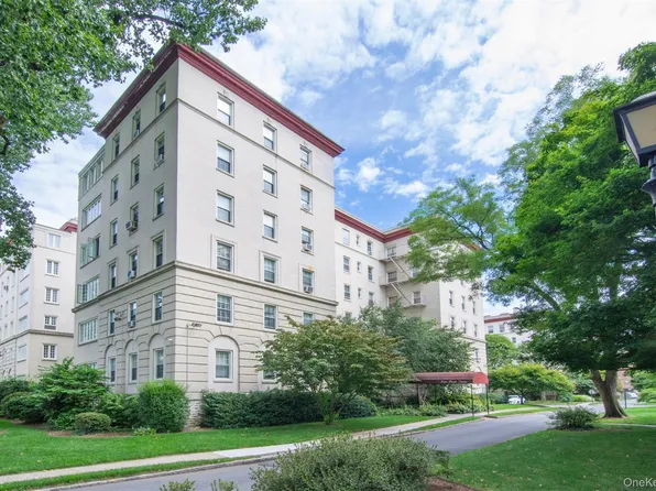 1 Park Lane #3A, Mount Vernon, NY 10552