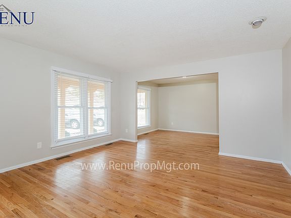 3rd image of 11740 Carolview Dr