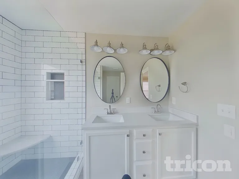 203 Stephen St — Photo 9