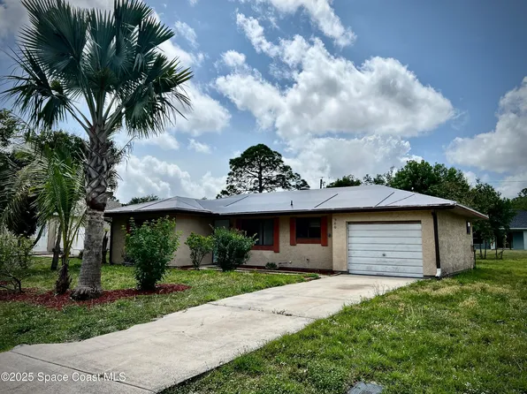 960 Carrot Ave SE, Palm Bay, FL 32909