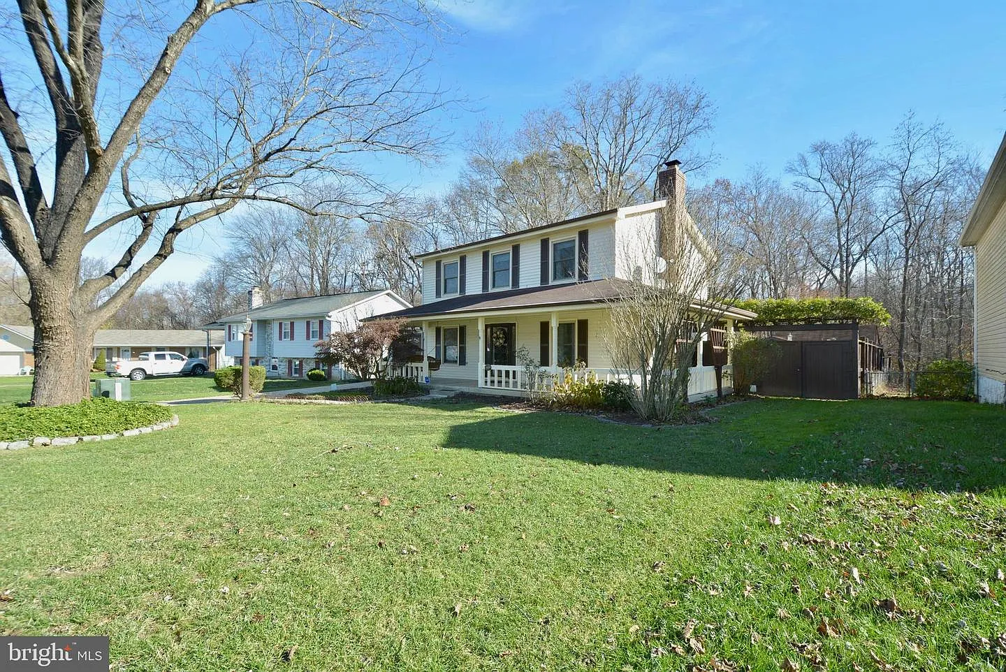 2212 Bridle Path Dr photo 1