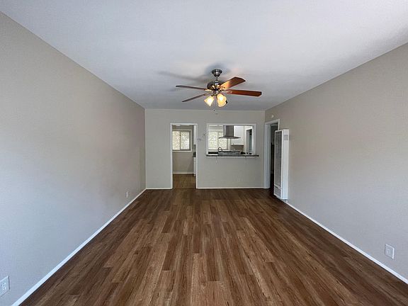 5th image of 878 Carillo Dr