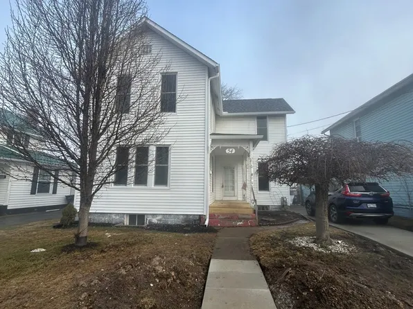 54 Riley St, Newark, OH 43055