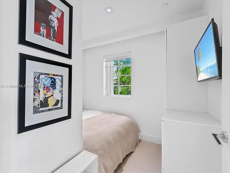 15713 Fisher Island Dr #15713 — Photo 13