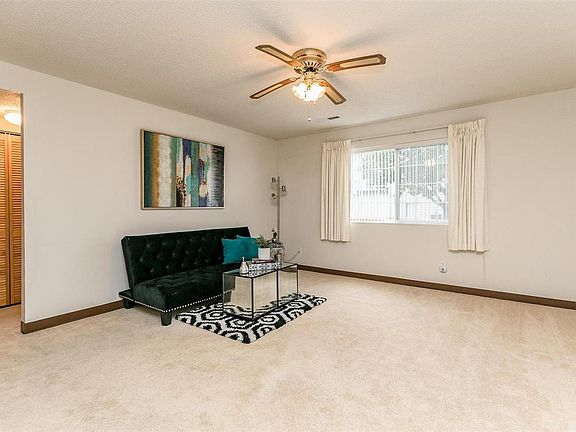 3rd image of 930A Boston Way #1