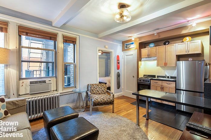 1st image of 325 W 45th St APT 509