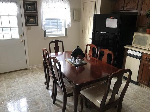 5th image of 618 Calhoun St