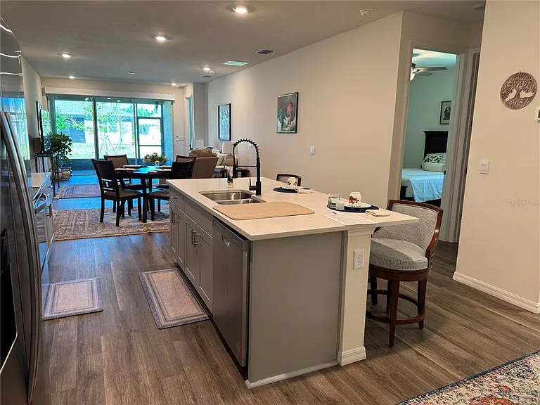 2615 Kinsale Ln — Photo 3
