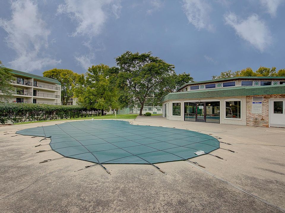 Building Photo 5