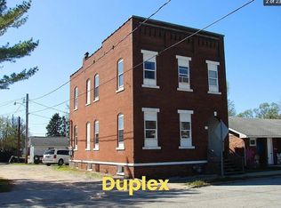 111 N Poplar St #1, Mount Olive, IL