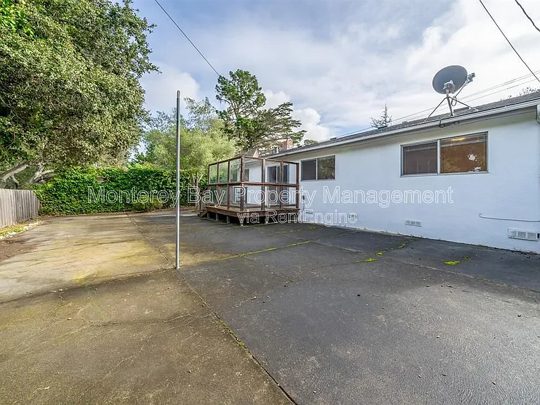 2100 David Ave — Photo 24