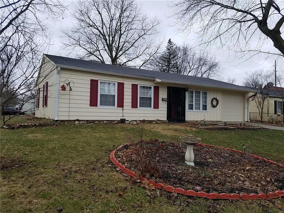 1st image of 1675 Woodland Dr