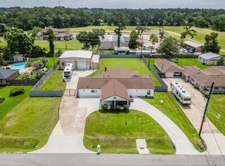 11910 E Morgan Dr, Houston, TX 77065