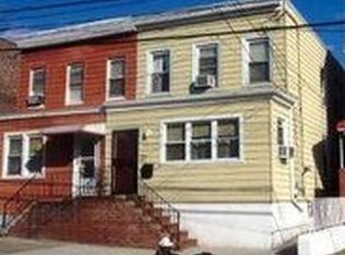 5271 84th St, Elmhurst, NY 11373