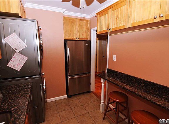 4th image of 21912 75th Ave