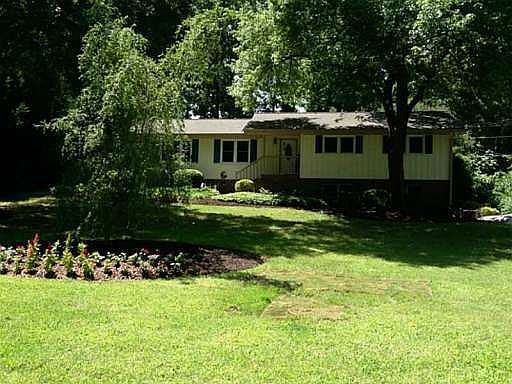 1st image of 202 Foothill Dr