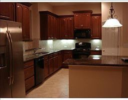 5th image of 8500 Westerland Dr