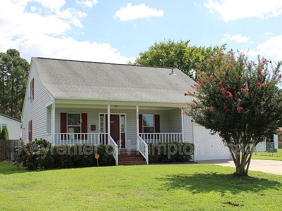 2nd image of 900 Redwood Cir