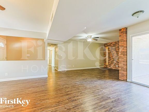 4th image of 2944 W Villa Theresa Dr