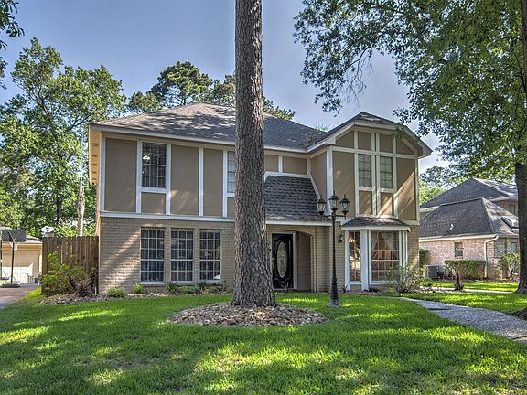 2nd image of 2031 Riverlawn Dr