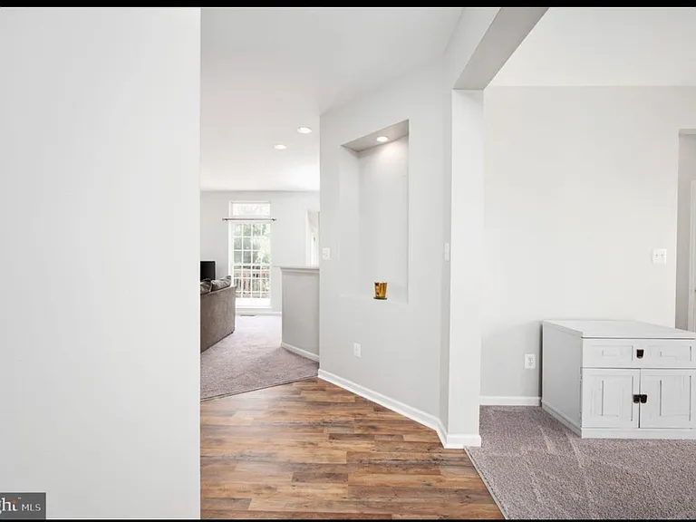 9333 Birch Cliff Dr — Photo 7