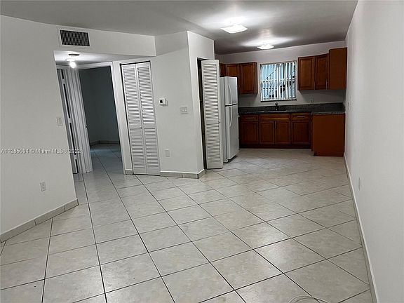 2nd image of 181 NW 47th Ave #6