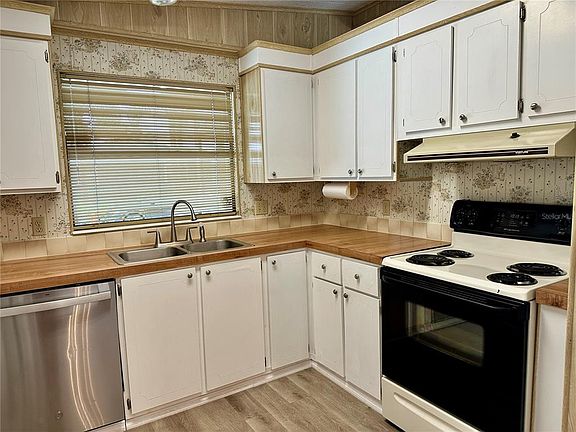 4th image of 322 BASS COURT