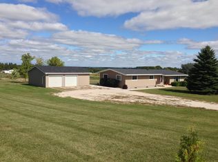 W1546 Tecumseh Rd, NEW HOLSTEIN, WI 53061
