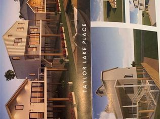33 Cmdr Runco Ln, Seabrook, TX 77586
